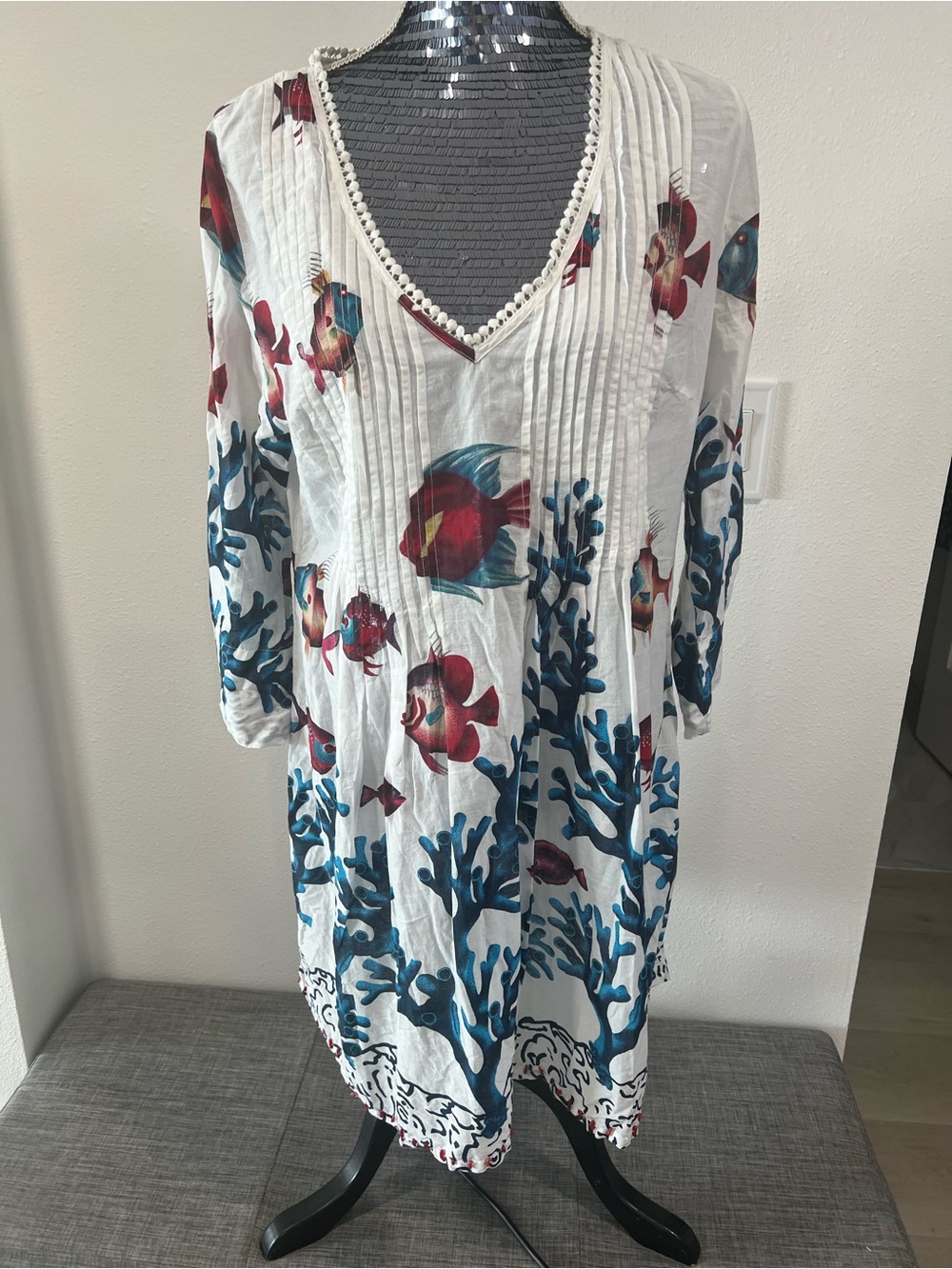 Soft Surroundings White V-Neck Tunic Dress with Red & Teal Fish Motif